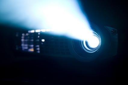 projector projector Comment utiliser un iPhone pour contrôler une présentation Keynote diffusée depuis un iPad