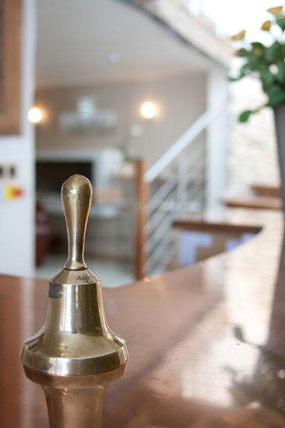 Hotel-des-portes-accueil-france-aquitaine-hoosta-magazine-paris