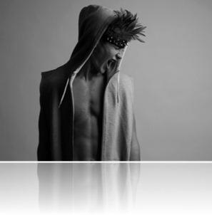 PAPERCUT-MAGAZINE-ALEX-HAMMOND-by-GEORGIE-WILEMAN-05