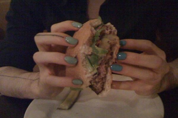 Burgers and Nails, à consommer sans modération