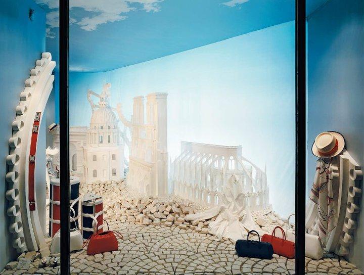 3 DAYS RUN WITH LEÏLA MENCHARI