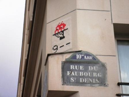 Invader : en attendant la 1000ème mosaïque parisienne (5/8)