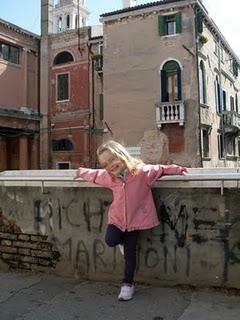 On tappe des pose à venise