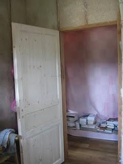 Portes intérieures et lavabo