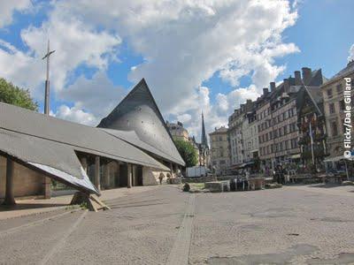 Tapis Volant #26 : À la découverte de Rouen... La Place du Vieux-Marché