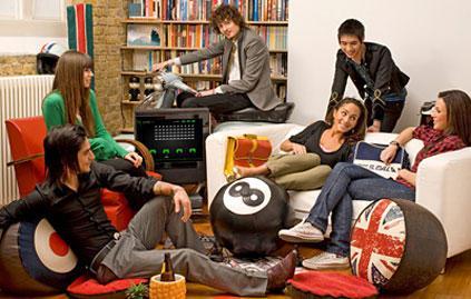 01A7010F03138372-photo-lojoball