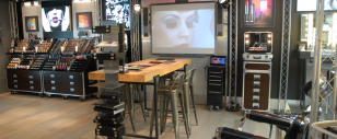 News - Make Up For Ever dans le Marais
