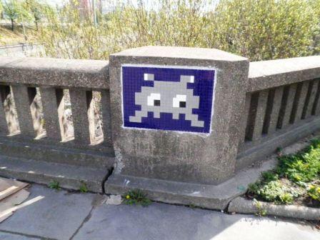 Invader : en attendant la 1000ème mosaïque parisienne (8/8)