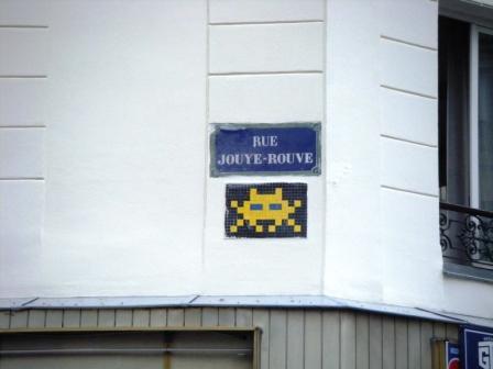Invader : en attendant la 1000ème mosaïque parisienne (8/8)