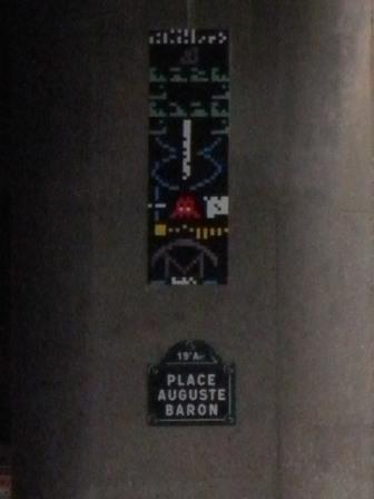 Invader : en attendant la 1000ème mosaïque parisienne (8/8)