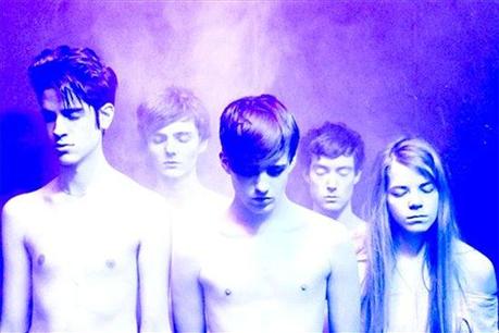 S.C.U.M.: Summon The Sound (Grimes Remix) - MP3
Après Christian...