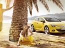 Opel_Astra_GTC_2012_016