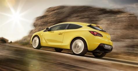 Opel Astra GTC 2012 : Officielle