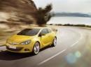 Opel_Astra_GTC_2012_003