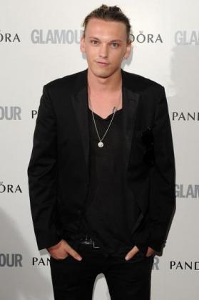 Deux membres de Twilight aux Glamour UK Awards