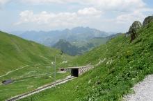 2005-06-rochersdenaye-11