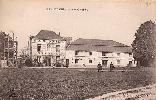 Le Casino d'Oissel : G.Courage, Fleury, Henri Moulin...