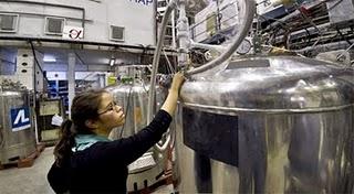 Des atomes d'antimatière piégés pendant mille secondes au CERN