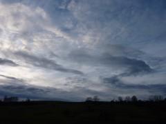 le grand variable,éditions éditinter,christian cottet-emard,temps,nuage,ciel,météo,usine,voiture,puanteur,industrie