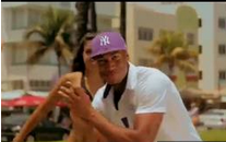Rions un peu du clip de Senna, avec Cyprien !