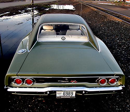 dodge-charger-RT68.jpg