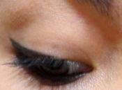 Make-up rapide facile: Oeil chat-bouche glossy!