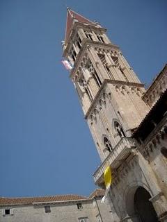 Dans les rues médiévales de Trogir