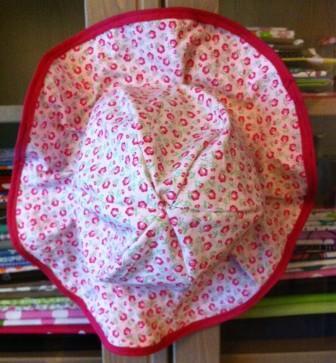 Coin couture et petites cousettes à pois