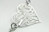 circuit board heart necklace 160x105 Des pendentifs Geek