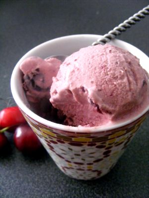 Crème glacée à la cerise Crème glacée à la cerise