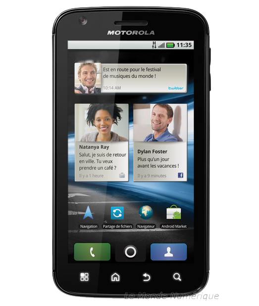 Test du smartphone Motorola Atrix et de ses accessoires Lapdock et station d'accueil HD multimédia