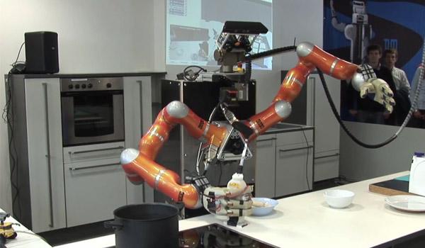 robot 2 Robots qui préparent le petit déjeuner