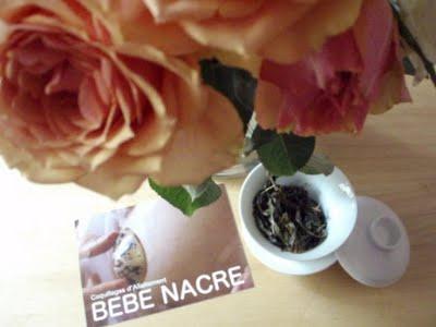 Profiter d'une dernière liqueur de Yun wu et rincer le palais et les émotions