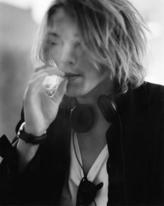 Jamie Campbell Bower a de jolies petites fesses ;-)