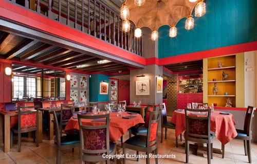 restaurant-tintilou-paris-table-interieur-hoosta-magazine