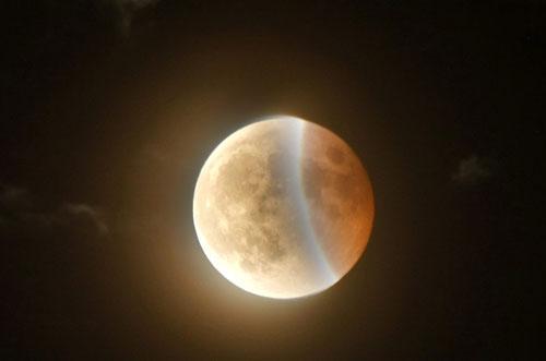 L'éclipse lunaire vue du sud de la France