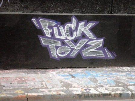 Dédicace à Marco la Photo – Rue des Maraïchers (75020)