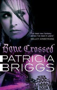 Nouveau look pour les cover de Mercy Thomson de Patricia Briggs 4Bone-Crossed
