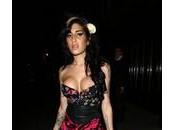 Video Winehouse complétement bourree lors recente tournee devant 20.000 personnes