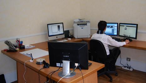 ACCRE EDEN sont dans bateau