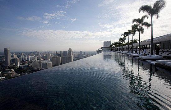Marina-Bay-Sands-Singapour-piscine-vue-hoosta-magazine