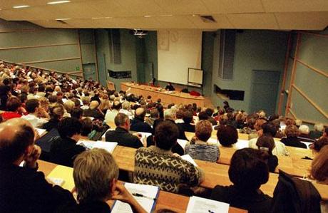 La licence nouvelle version verra le jour à la rentrée 2012..