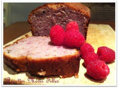La recette Framboise : Cake aux framboises et à la menthe