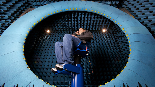 iPhone 4, un an en 4 photos...