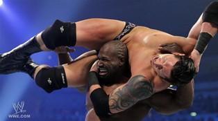 Le leader des Corre Wade Barrett ne parvient pas à récupérer le titre de Champion Intercontinental face à Ezekiel Jackson