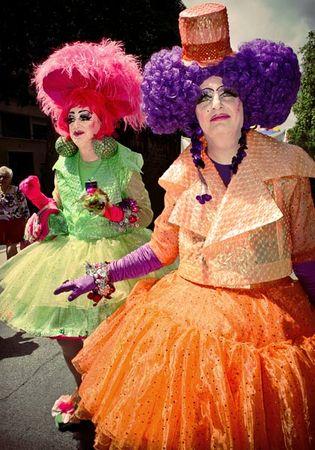 Grotesque_grannies_Daaram