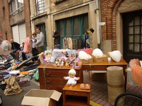Braderie rue d'Isly. 26 juin 2011.