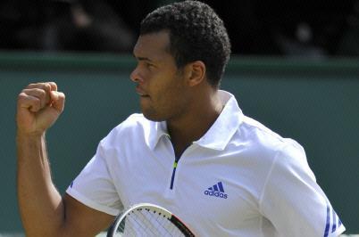 Wimbledon : Tsonga terrasse le maître