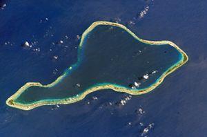 NASA astronaut image of Mururoa Atoll (Tuamotu...