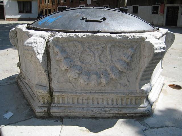 Puits du campo Sant' Agnese